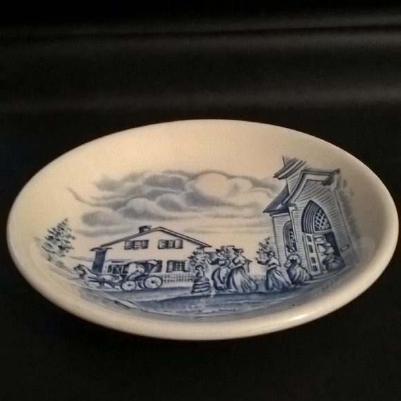 Vintage Upper Canada Village - Small Butter Pat Plate / Tea Bag Plate - Souvenir - Picture 9 of 11